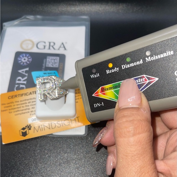 14k white gold vermeil VVS GRA certified moissanite diamond ring R initial Ring - Picture 3 of 11